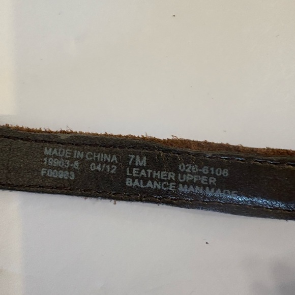 Strictly Comfort brown leather open toe Strappy Roman sandals shoes size 7 M - Picture 10 of 12